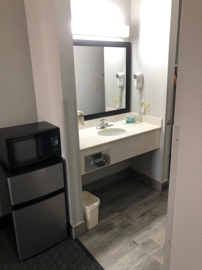 הובס Lea County Inn מראה חיצוני תמונה