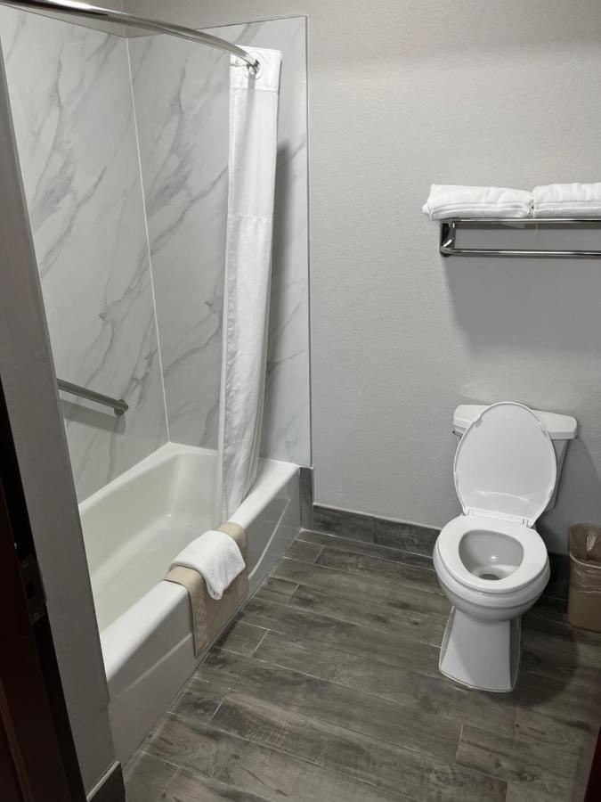 הובס Lea County Inn מראה חיצוני תמונה