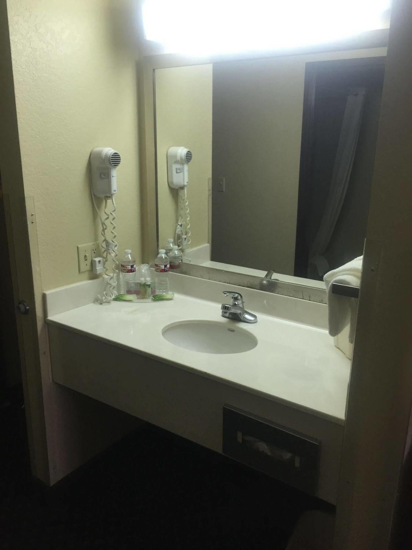 הובס Lea County Inn מראה חיצוני תמונה